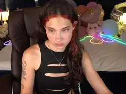Amateur Free Live Porn of BabyFlowerr