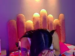 Amateur Free Porn Cam of ChloeMilly1