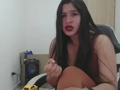 Amateur Private Sex Chat of Aisha_so