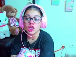 Amateur Free Porn Cam of Emma_boo