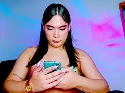 Amateur Sex Chat of KRIWIDA22