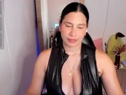 Amateur Private Sex Chat of hellen_pretty