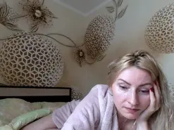 Amateur Sex Chat of Yourrealgirl