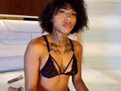 Amateur Live Porn of morena_fireVs