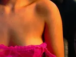 Amateur Nude Webcam of latin_couple77