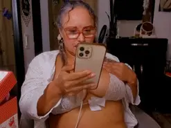 Amateur Free Porn Cam of MissMarilyn_