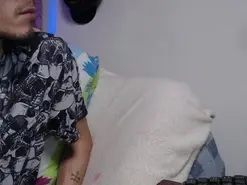 Amateur Free Porn Cam of KikyoAndDrey