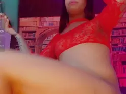 Amateur Live Sex Cam of emeli_roushot