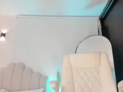 Amateur Watch Live Sex Cams of AmberLewis