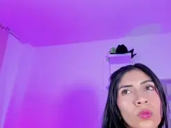 Amateur Private Sex Chat of emili_clark