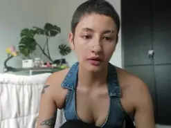 Amateur Sex Cam of ailis9o