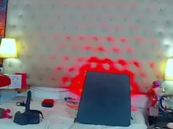 Amateur Live Porn of slutbrunettes