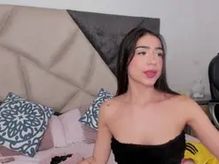 Amateur Free Porn Cam of FaloonRoussel
