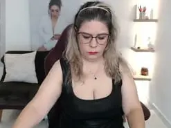 Amateur Adult Video Chat of LayahNoir