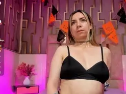 Amateur Free Live Porn of SAMANTNA_DIMOU