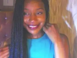 Amateur Nude Webcam of Blesiniha1
