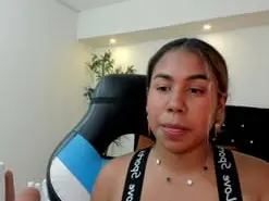 Amateur Free Live Porn of lizzie_william1