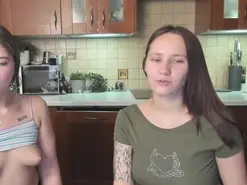 Amateur Live Sex Cam of Yuki_Caramells