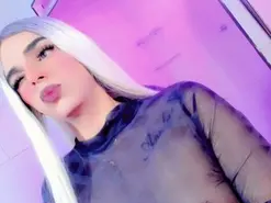 Amateur Watch Live Sex Cams of alessa_mullen