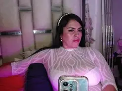 Amateur Private Sex Chat of chelaqueen_