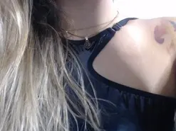 Amateur Live Porn of AISZE