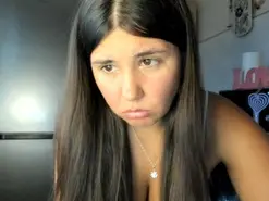 Amateur Nude Webcam of MiaMarrone