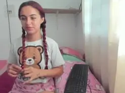 Amateur Free Porn Cam of valenandmax33