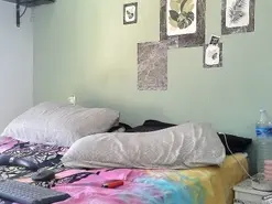 Amateur Adult Webcams of Moonveil