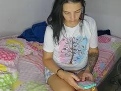 Amateur Live Porn of andrea_1