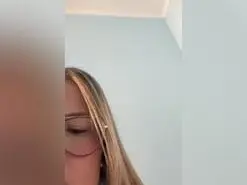 Amateur Live Sex Cam of Ruubiieetaa_19