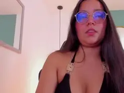 Amateur Live Porn of lucy_blue28