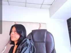 Amateur Live Sex Cam of SalmaPortman
