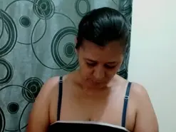 Amateur Live Sex of karyna_milf