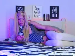 Amateur Nude Webcam of Dylan_hot