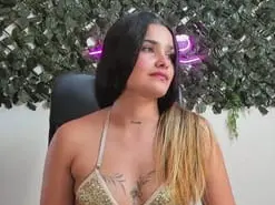 Amateur Free Live Porn of DestinyHills