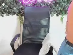 Amateur Nude Webcam of DestinyHills
