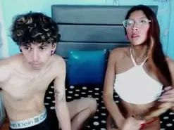 Amateur Live Sex Cam of celi_sweetres