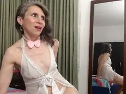 Amateur Live Sex Cam of Axela-Milf