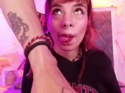 Amateur Sex Chat of raven_and_jax