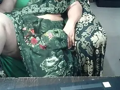 Amateur Watch Live Sex Cams of indianbhabi40