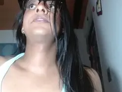 Amateur Free Live Porn of Laboni_sweet