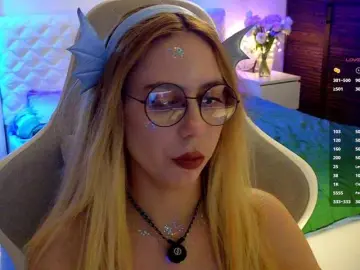 Bongacams Best Webcam of -Light-Fury-