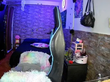 Bongacams Watch Live Sex Cams of AngelaQueen