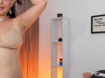Bongacams Live Sex Cam of Lauratoro