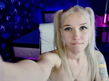 Bongacams Nude Webcam of NaomiHita