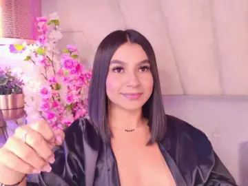 Bongacams Adult Video Chat of Alyssa-Ray