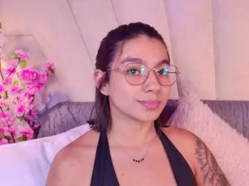 Bongacams Live Porn of Alyssa-Ray