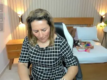 Bongacams Free Live Porn of luciana-ballesteros
