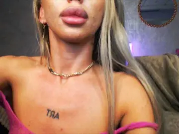Bongacams Adult Video Chat of DezireeDoly