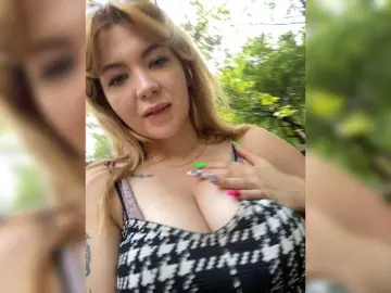 Bongacams Sex Cam of MiaDiva